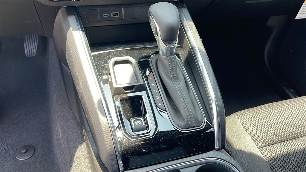 New 2025 GMC Canyon Elevation w/ Convenience Package image 20