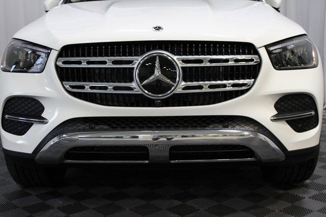 New 2025 Mercedes-Benz GLE 450 4MATIC image 3