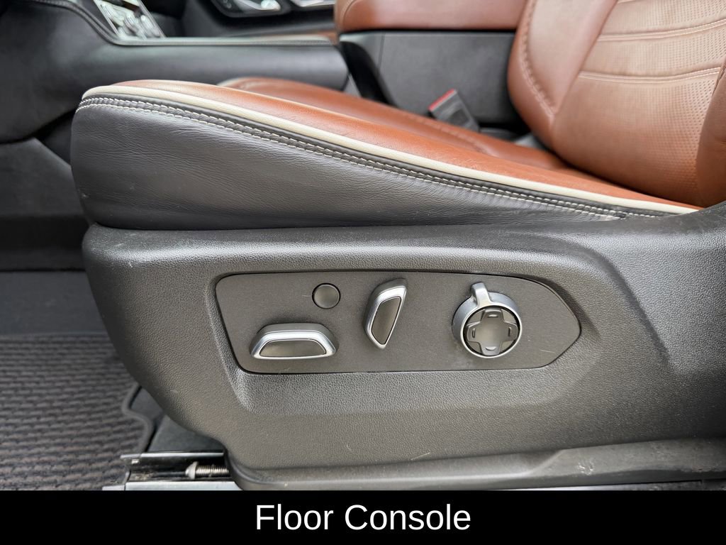 Used 2024 GMC Yukon XL Denali Ultimate image 34