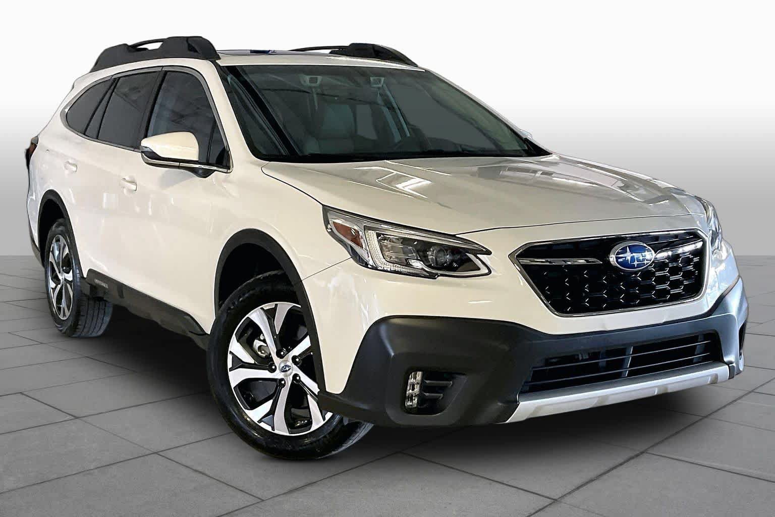 Used 2022 Subaru Outback Limited AWD/4WD image 2