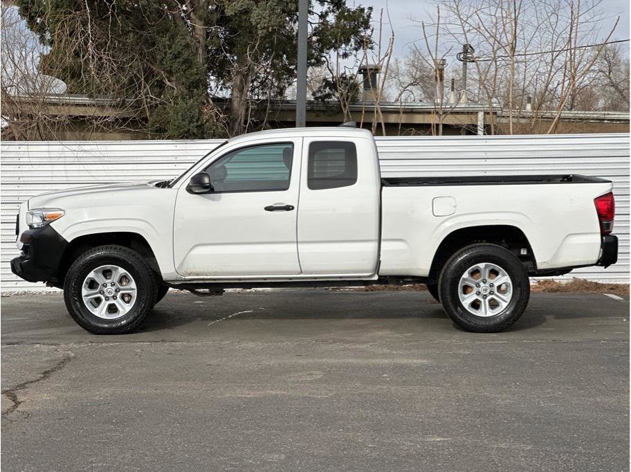 Used 2021 Toyota Tacoma SR image 13