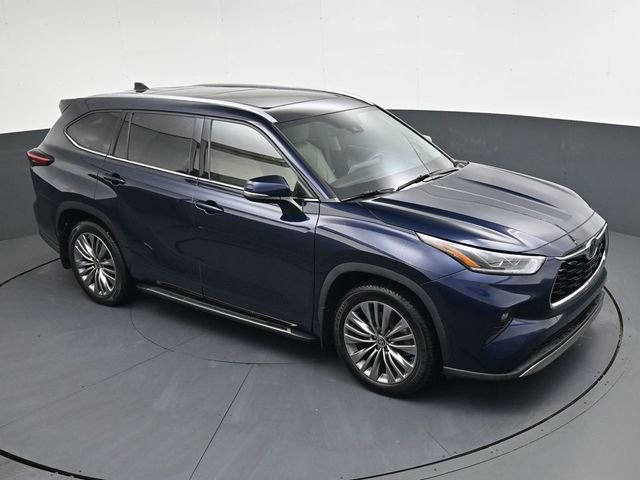 Used 2021 Toyota Highlander Platinum image 20