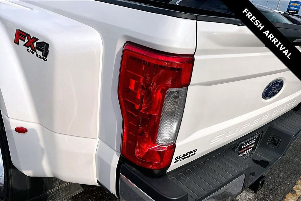 Used 2019 Ford F450 Lariat w/ Lariat Ultimate Package image 23