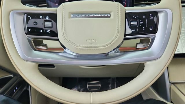 Used 2024 Land Rover Range Rover SE AWD/4WD image 38