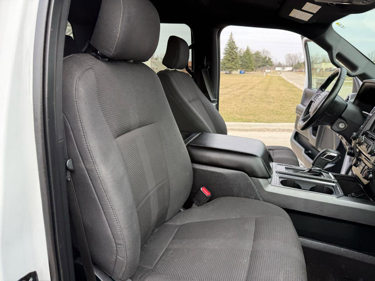 Used 2017 Ford F150 XLT w/ Equipment Group 301A Mid image 25