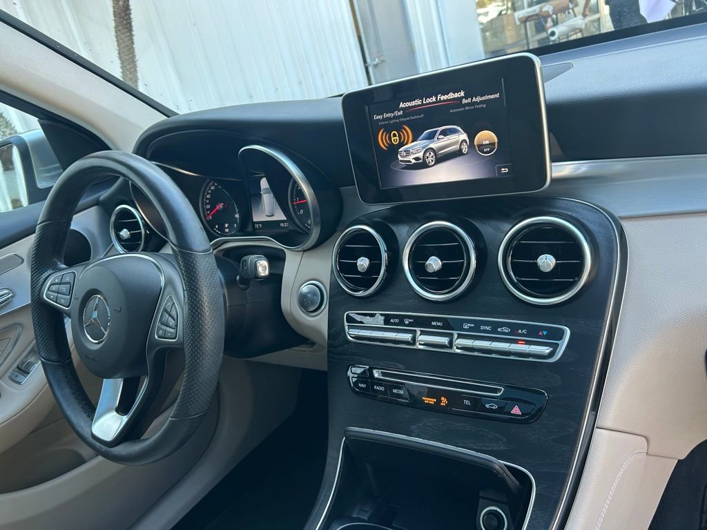 Used 2019 Mercedes-Benz GLC 300 4MATIC image 36