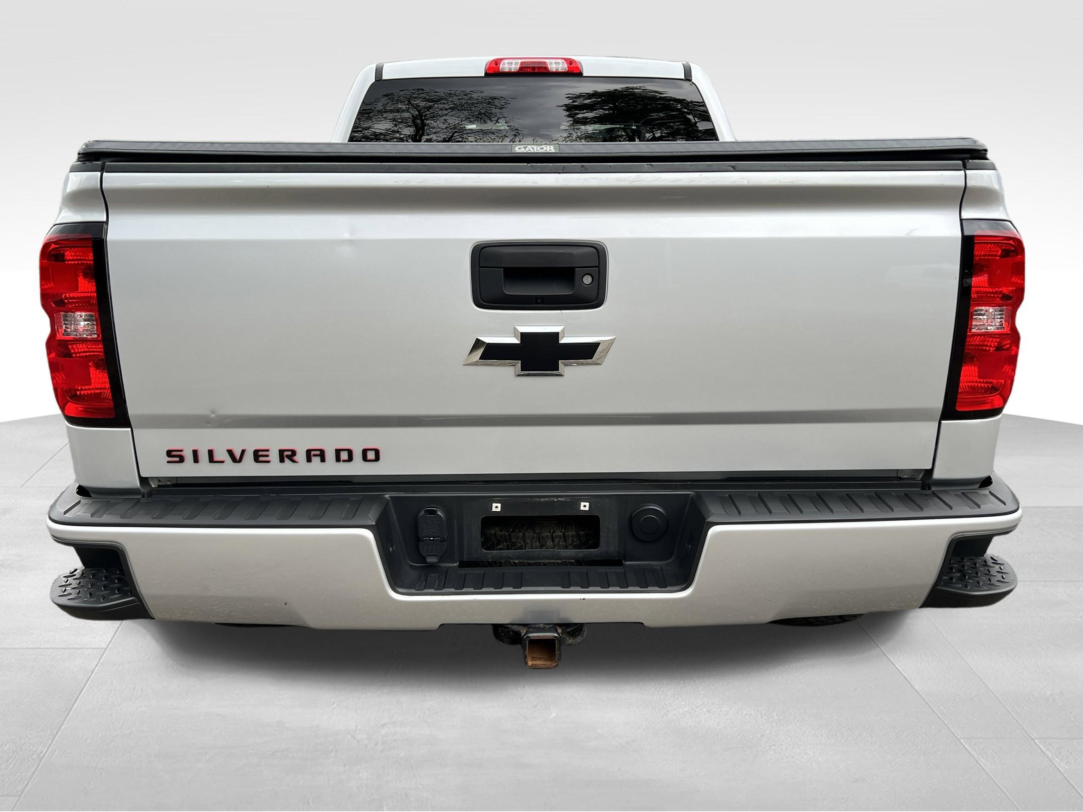 Used 2018 Chevrolet Silverado 1500 LT w/ Redline Edition AWD/4WD image 8