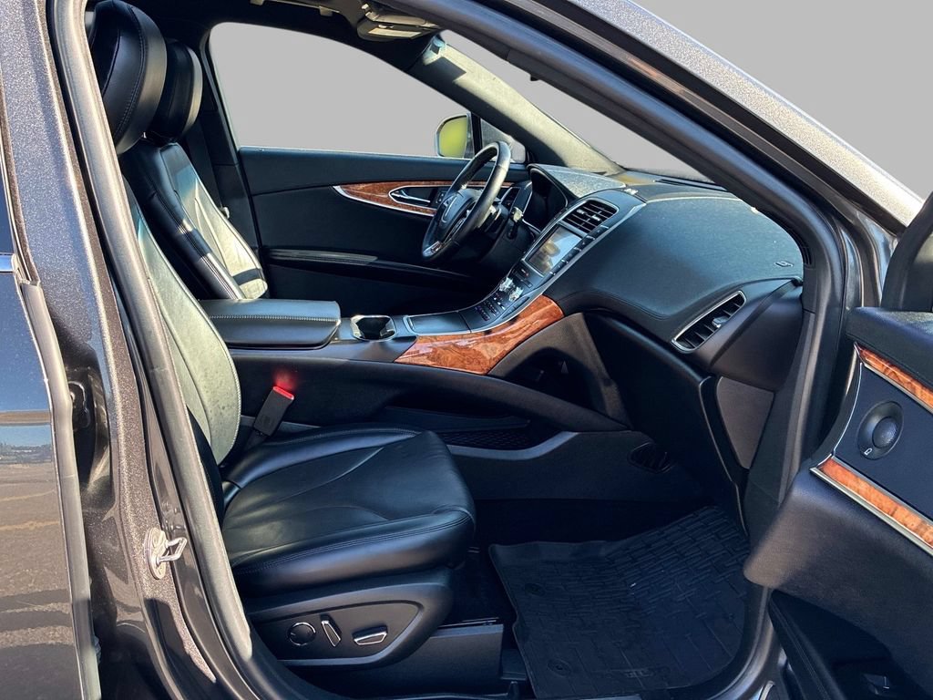 Used 2020 Lincoln Nautilus Reserve AWD/4WD image 9