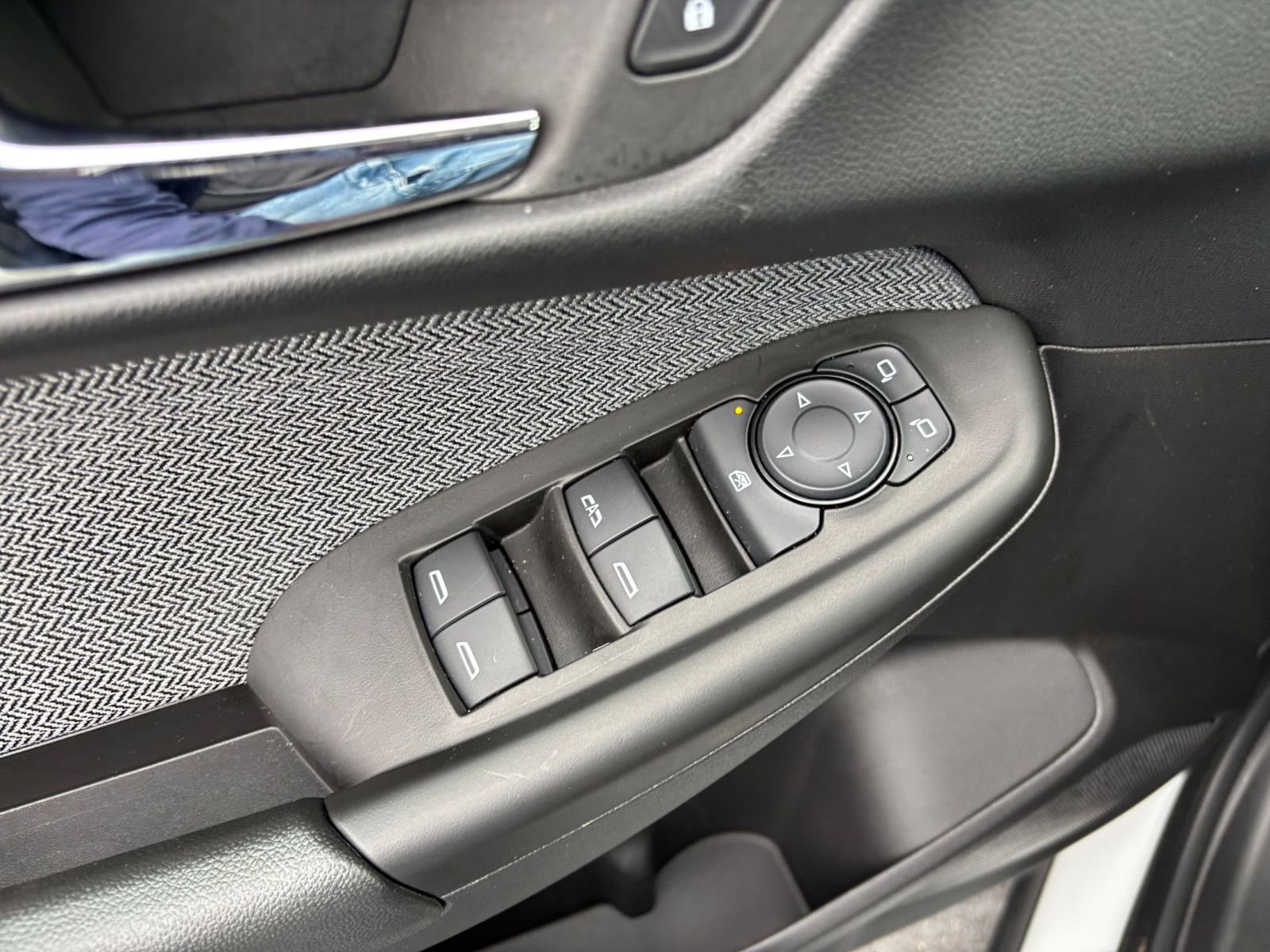 Used 2025 Chevrolet TrailBlazer LT image 21