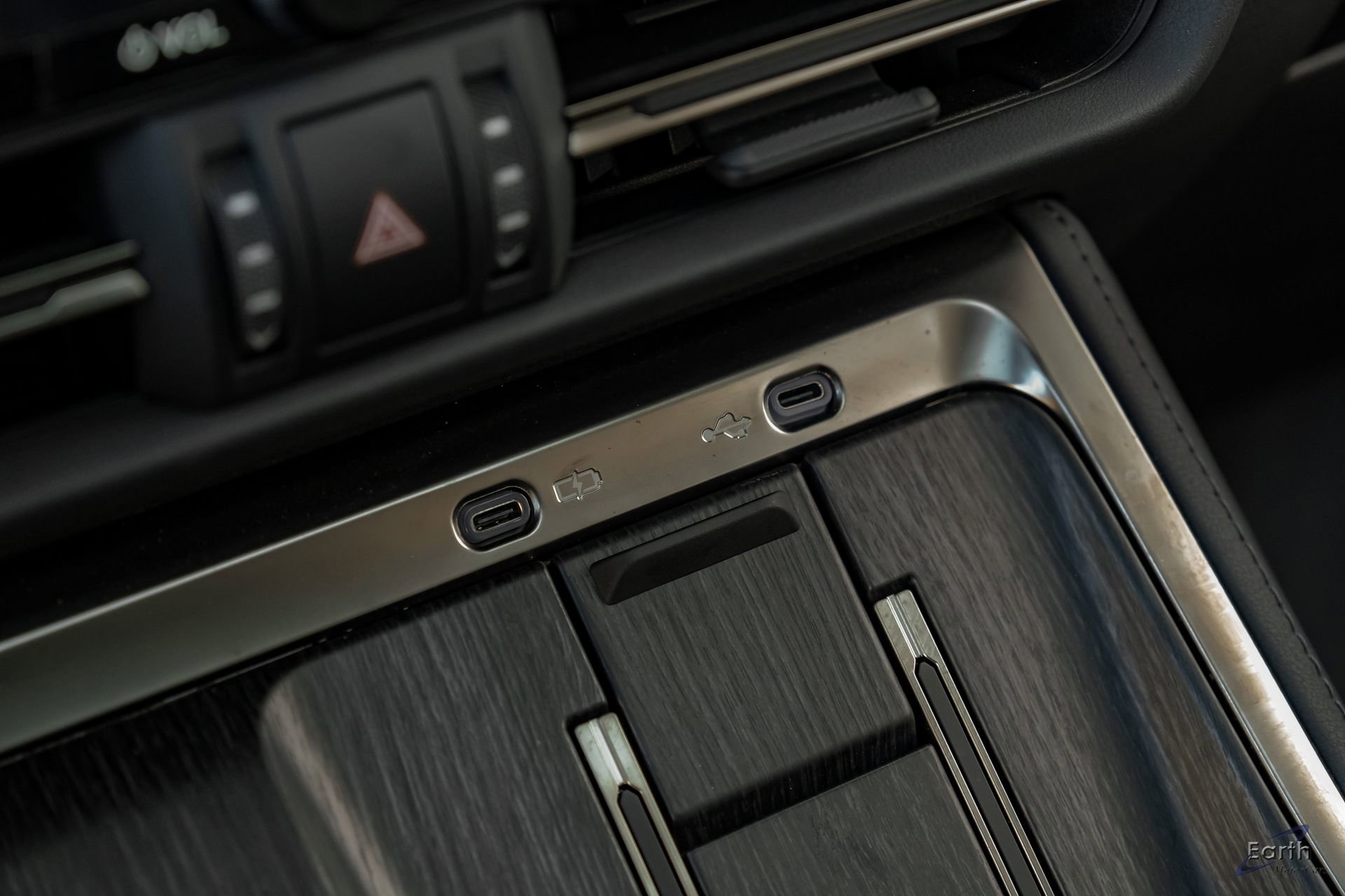 Used 2025 Lexus GX 550 w/ Accessory Package (CT) image 71