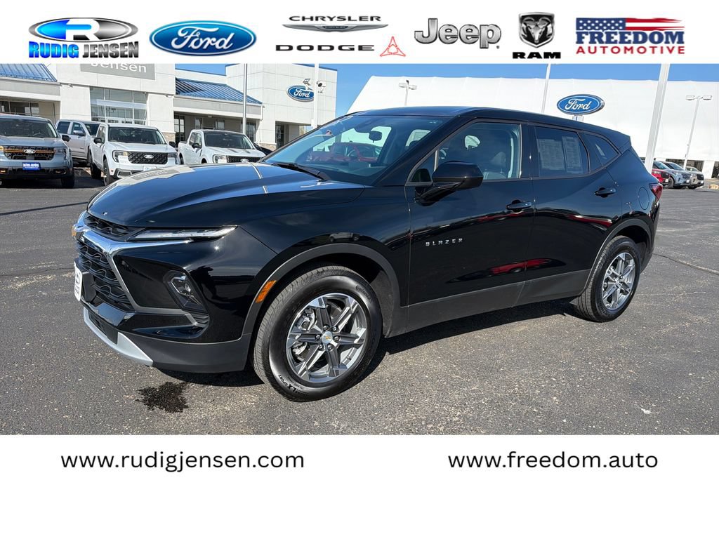 Used 2025 Chevrolet Blazer LT