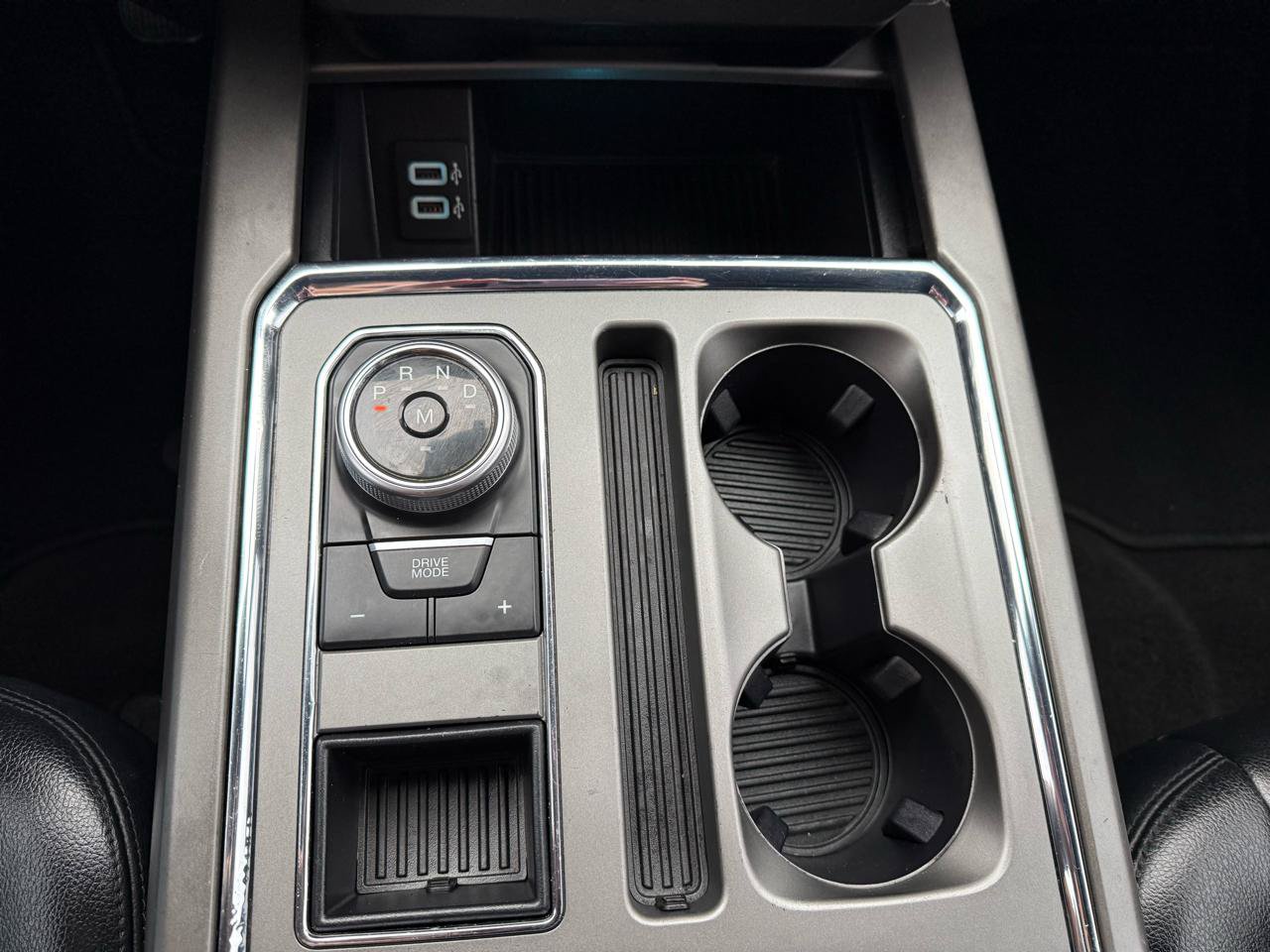 Used 2019 Ford Expedition XLT w/ Equipment Group 201A RWD image 34