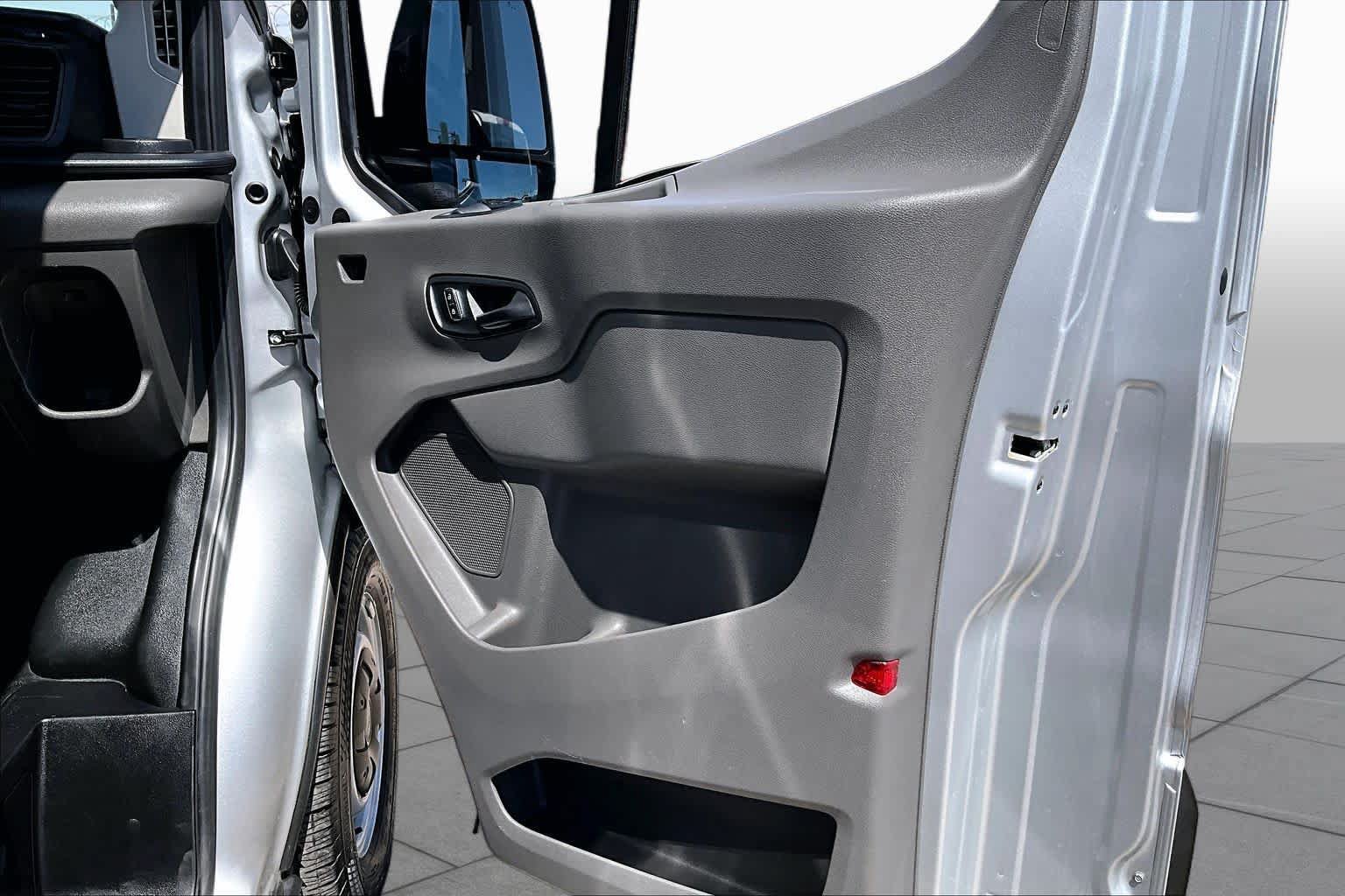 Used 2025 Ford Transit 350 XL RWD image 21