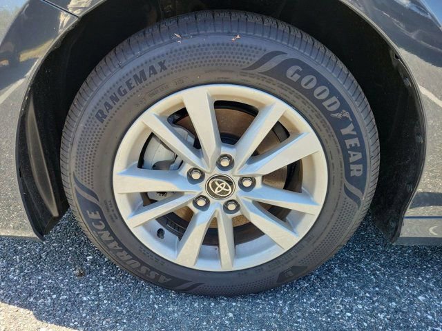 Used 2026 Toyota Camry LE FWD image 17