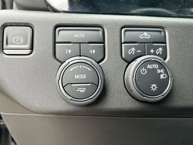 Used 2023 Chevrolet Silverado 1500 LT image 18