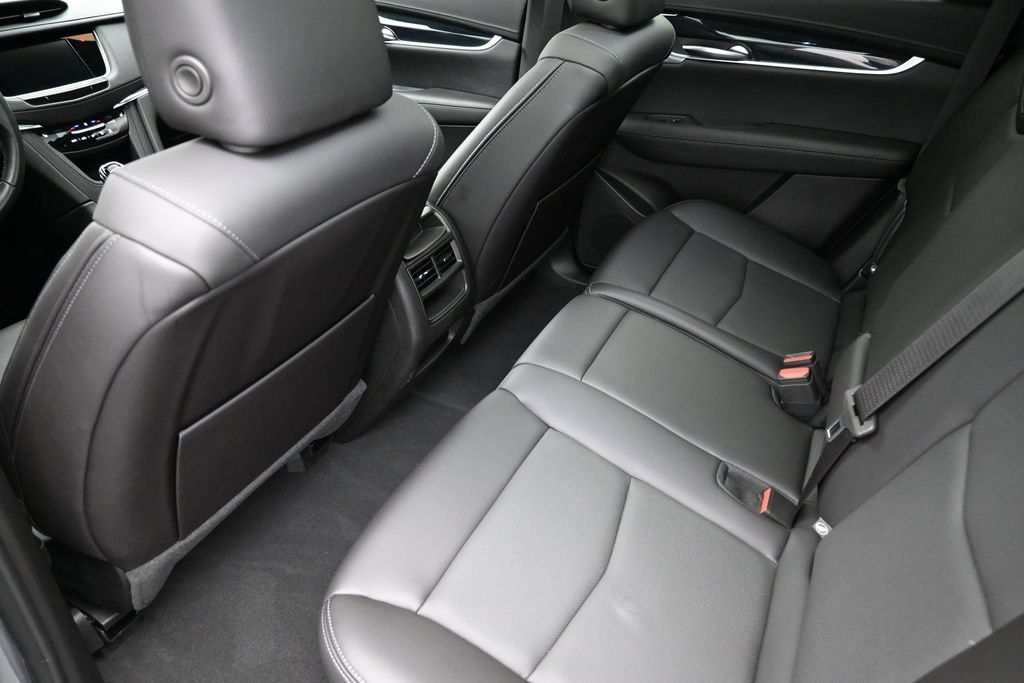 Certified 2024 Cadillac XT5 Premium Luxury AWD/4WD image 21