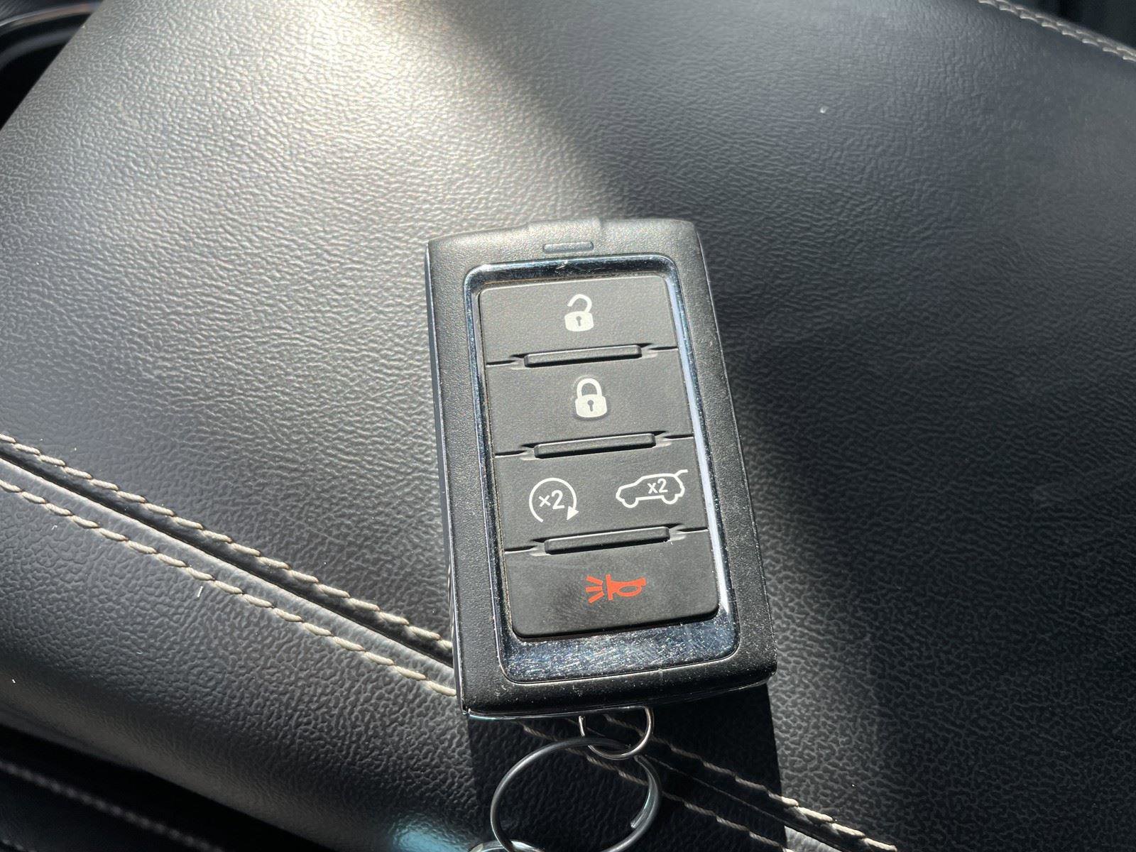 Used 2024 Jeep Grand Cherokee L Altitude image 24