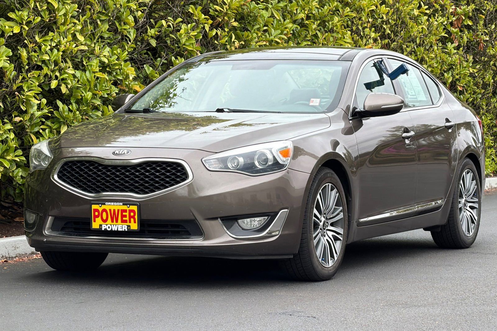 Used 2015 Kia Cadenza Premium w/ Luxury Package FWD image 8