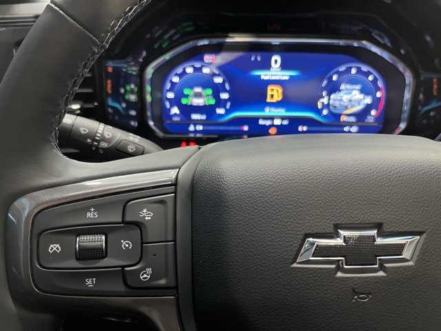 Used 2025 Chevrolet Silverado 2500 ZR2 w/ Technology Package image 20