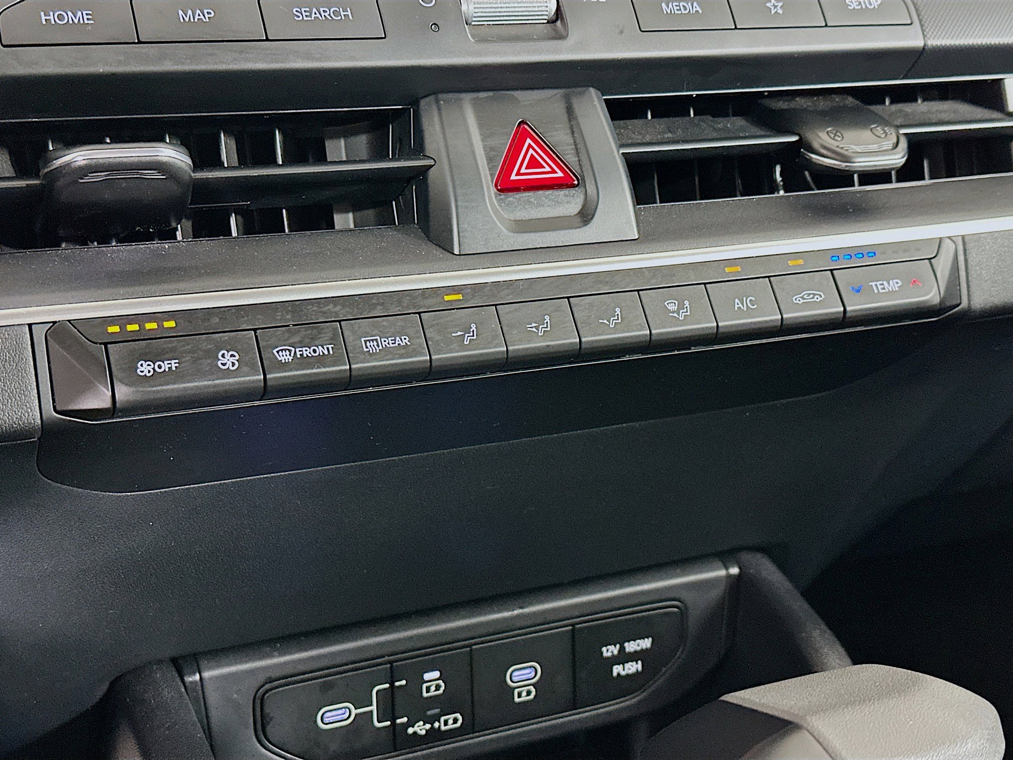 Used 2025 Kia K4 LXS image 23