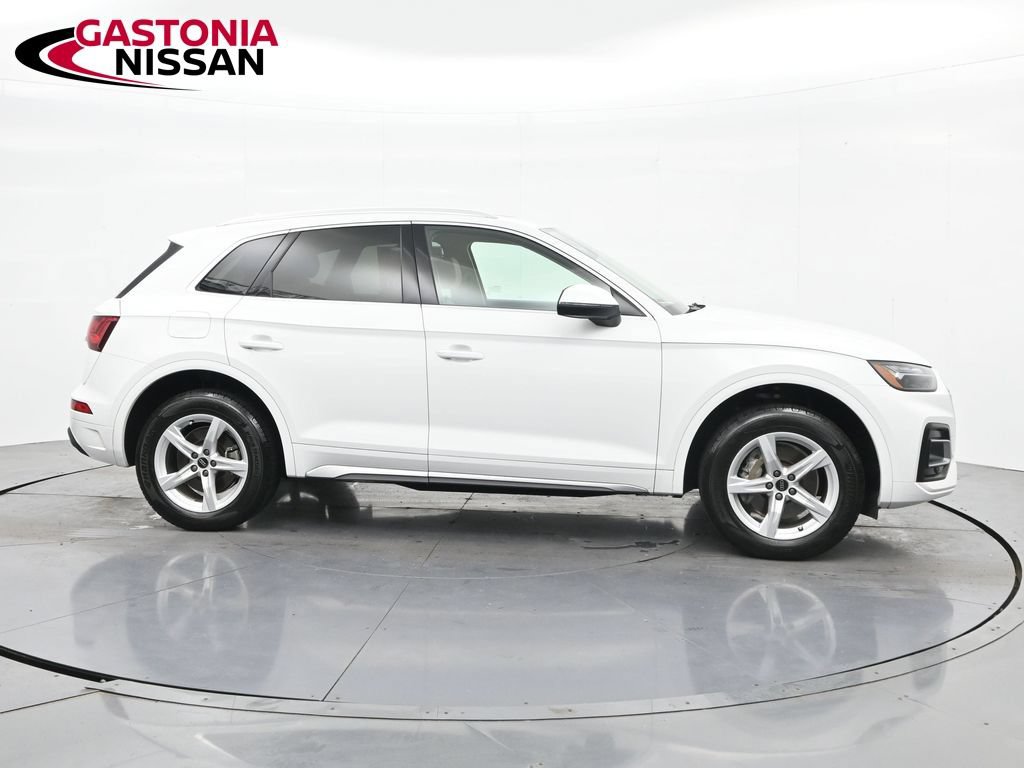 Used 2023 Audi Q5 2.0T Premium w/ Convenience Package AWD/4WD image 5