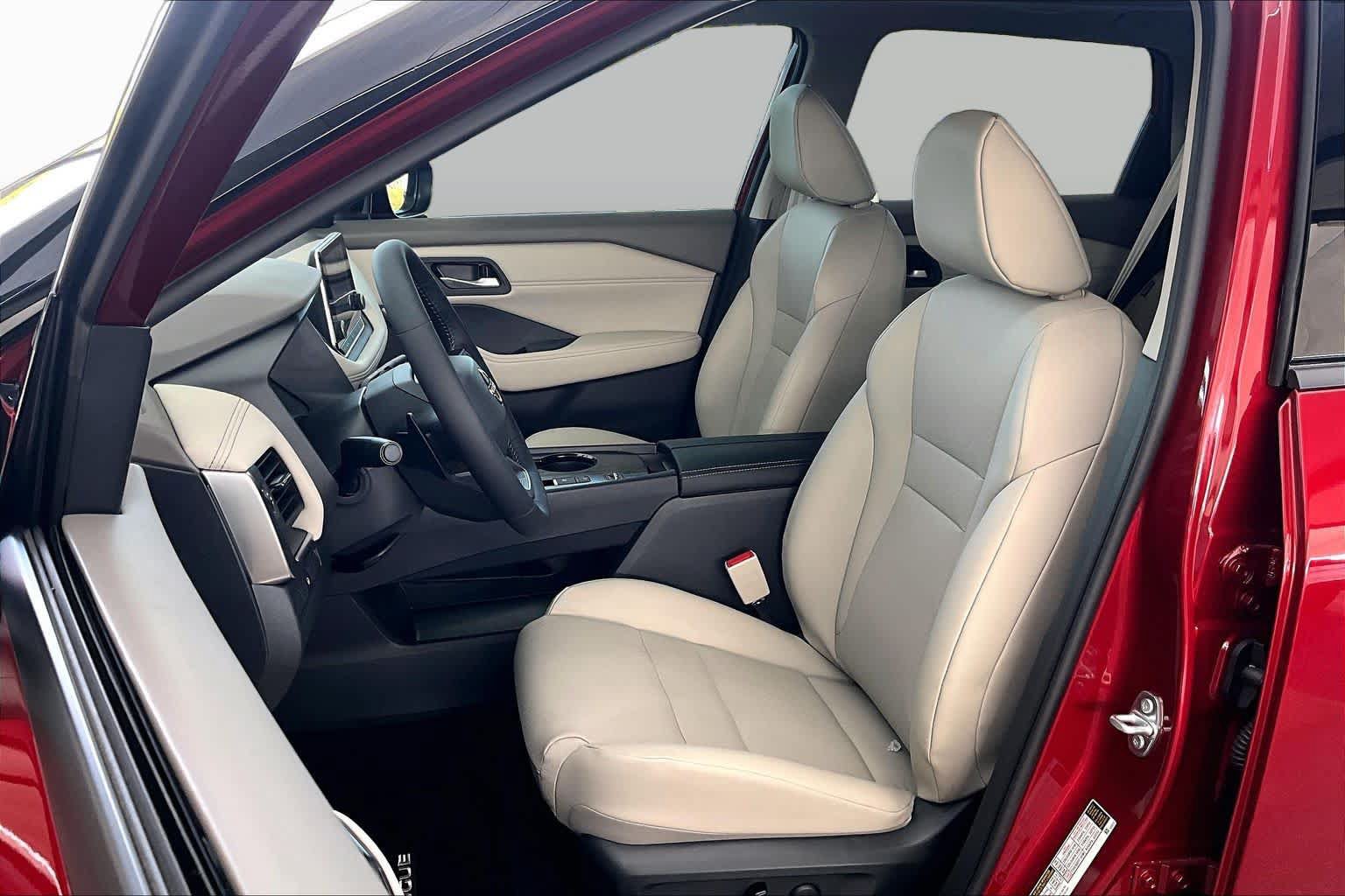 New 2026 Nissan Rogue Dark Armor FWD image 15