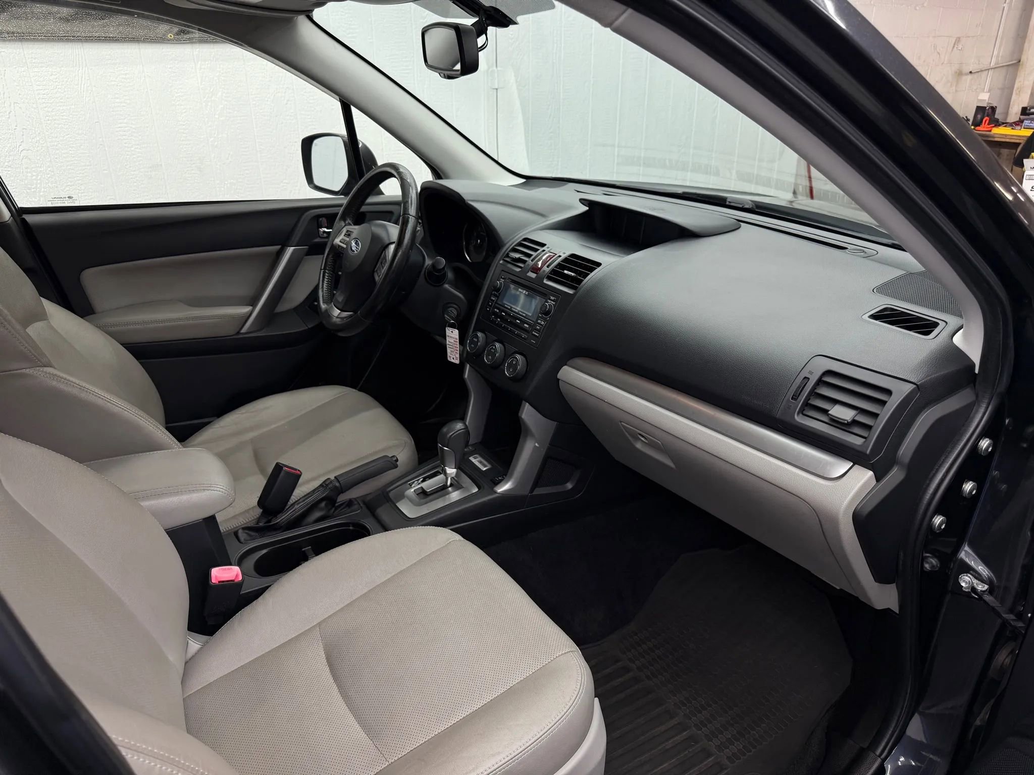 Used 2015 Subaru Forester 2.5i Limited image 7