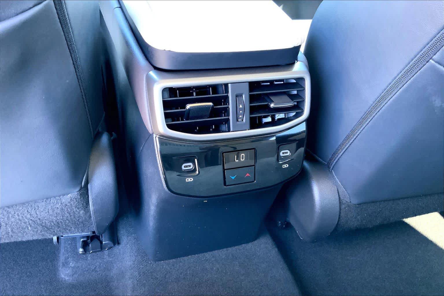 Used 2024 Lexus RX 350 Premium w/ Cold Area Package AWD/4WD image 34