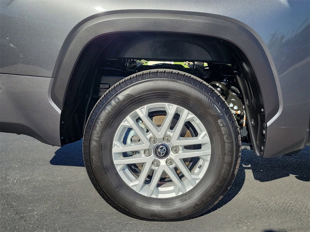 Used 2025 Toyota Tundra SR5 image 5