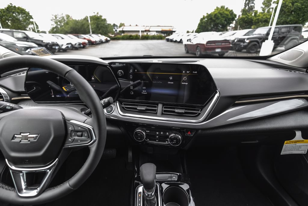 New 2026 Chevrolet Trax ACTIV w/ Driver Confidence Package FWD image 25