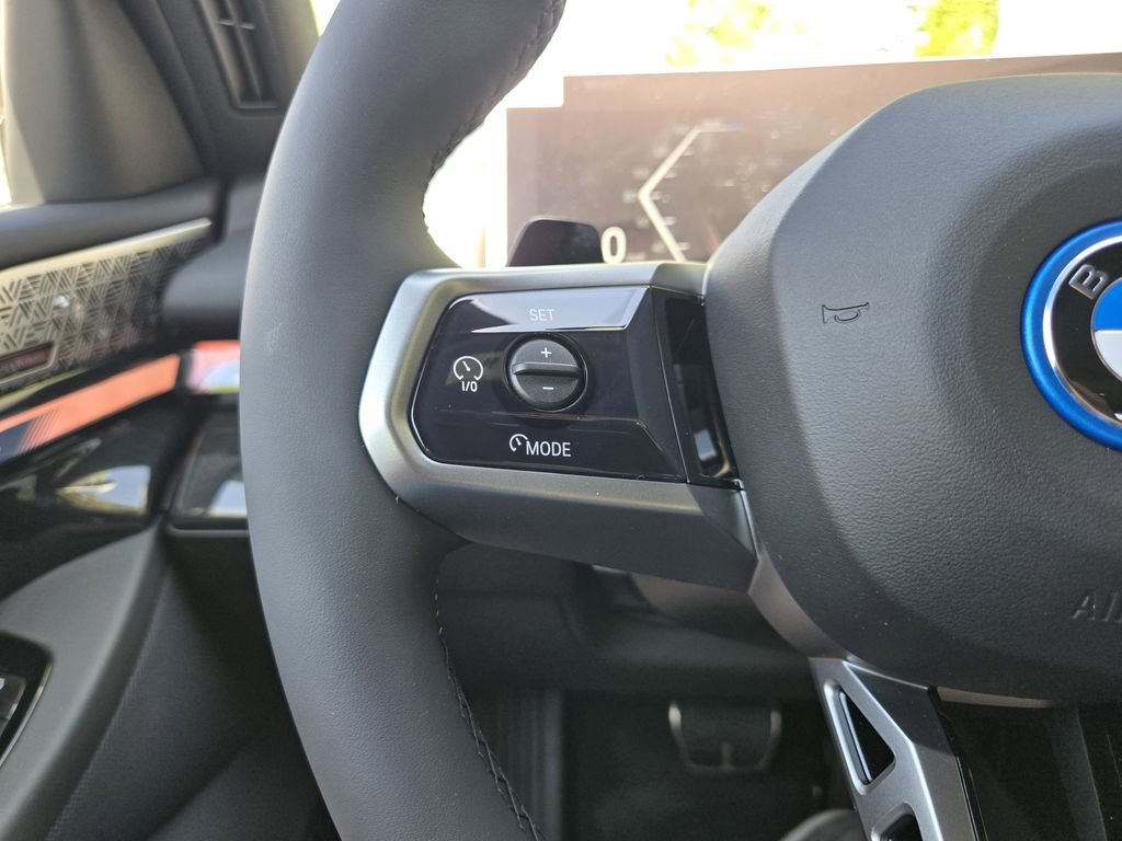 New 2026 BMW i5 eDrive40 w/ M Sport Package AWD/4WD image 28