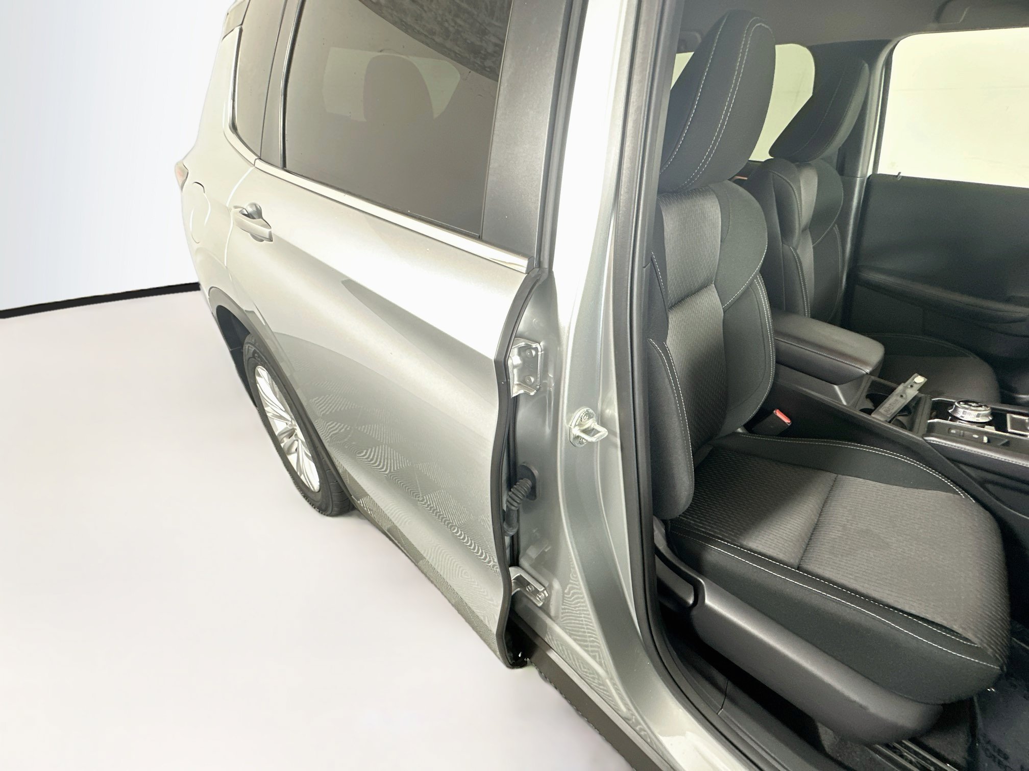 Used 2024 Mitsubishi Outlander ES AWD/4WD image 28