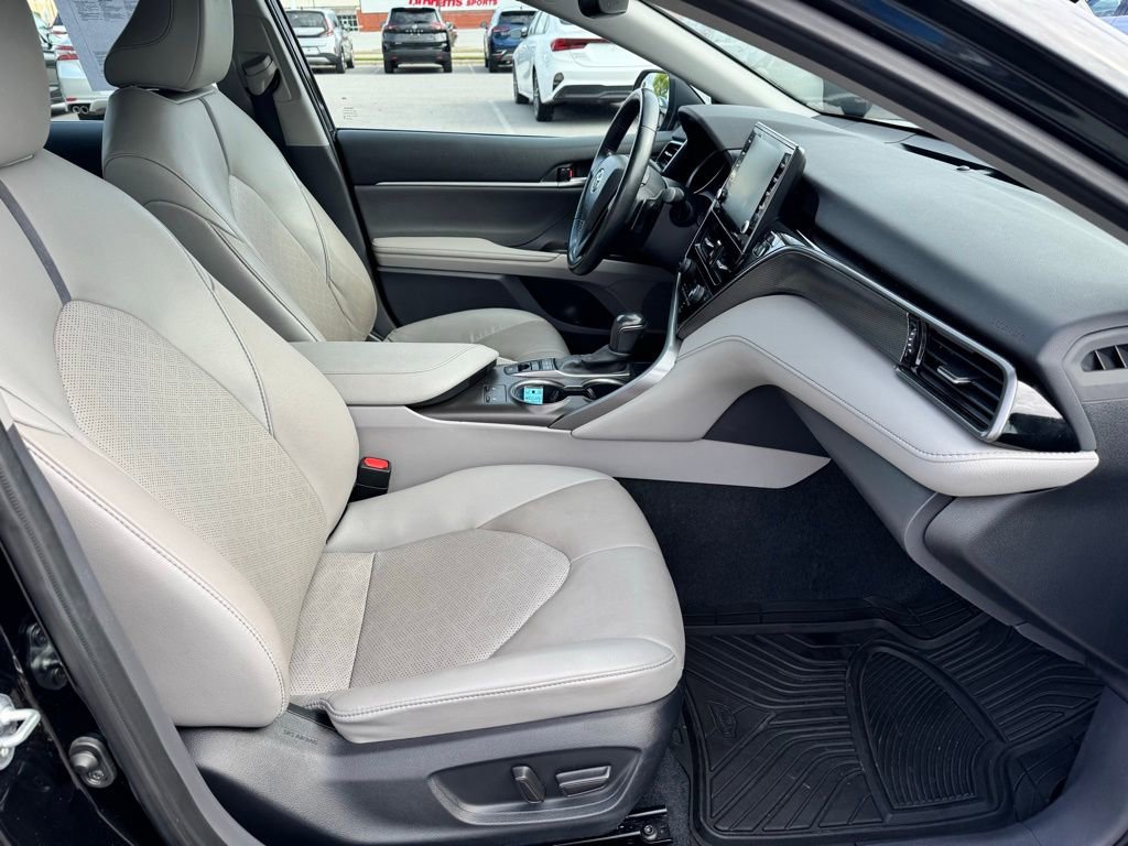Used 2023 Toyota Camry XSE image 26