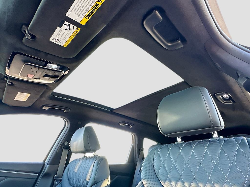 Used 2023 Hyundai Santa Fe Calligraphy image 23