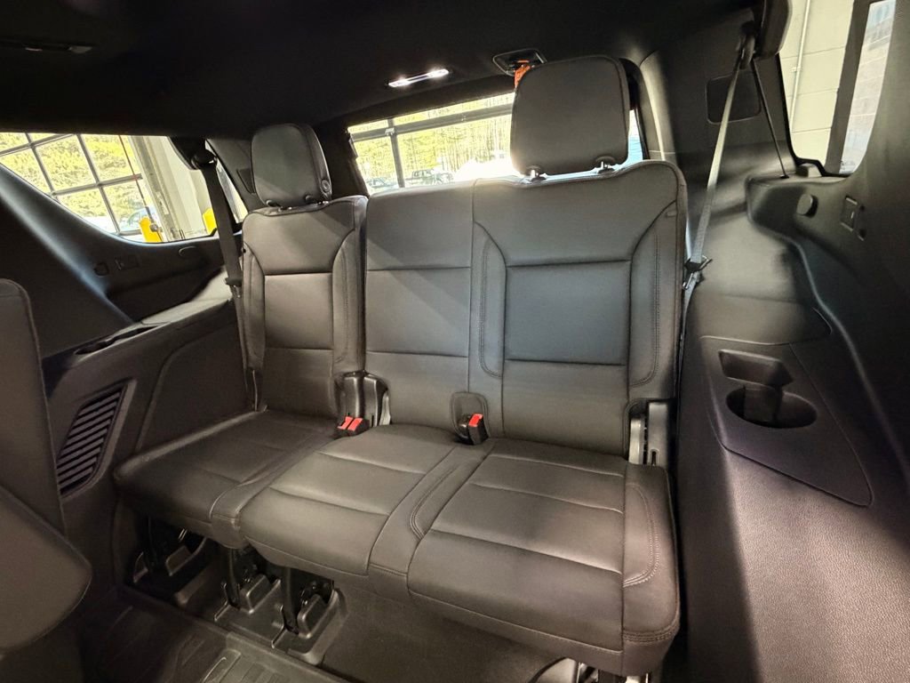 Used 2023 Chevrolet Tahoe High Country image 18