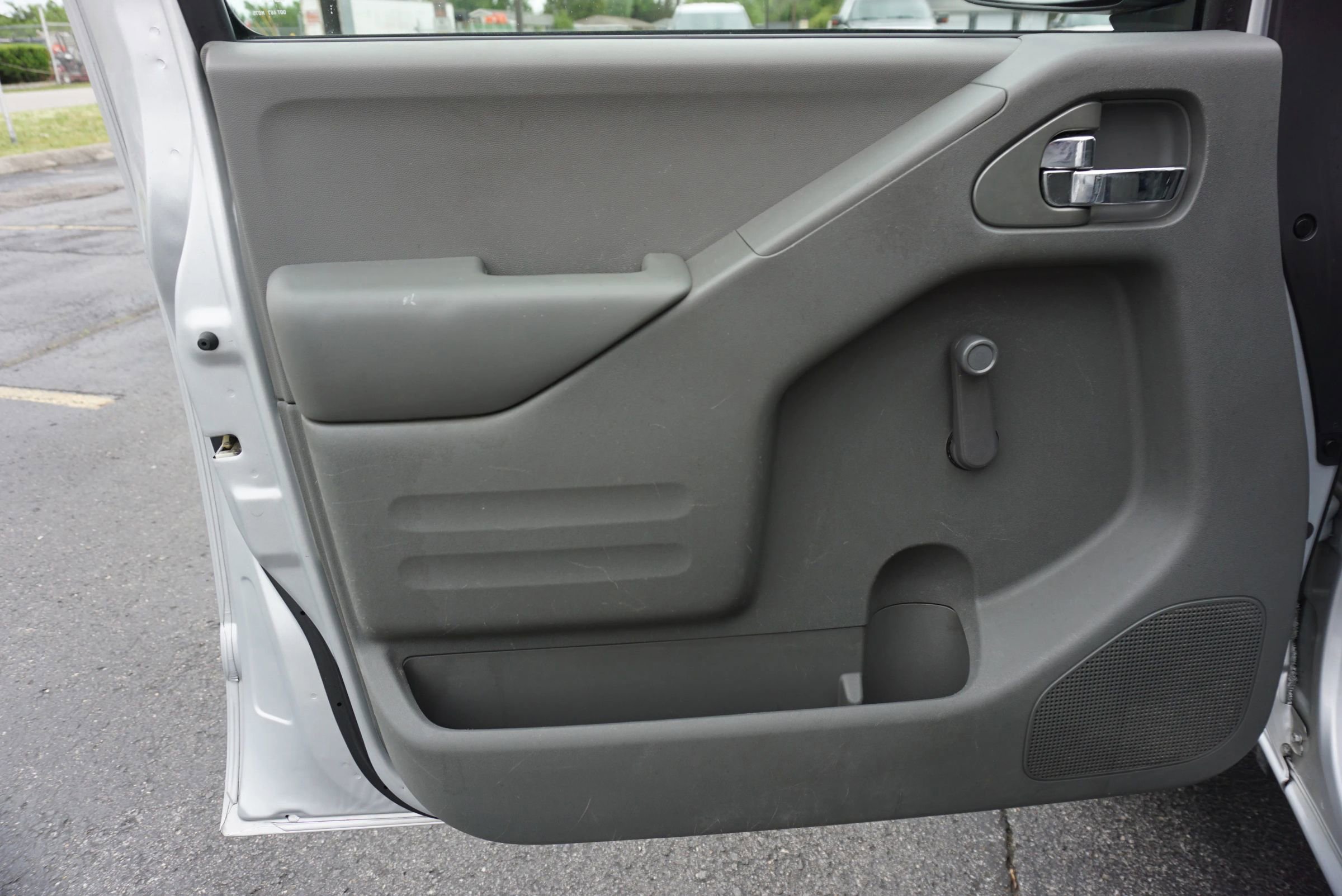 Used 2016 Nissan Frontier S RWD image 13