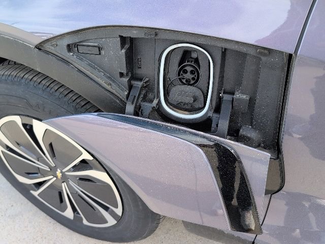 New 2025 Chevrolet Blazer EV LT AWD/4WD image 30