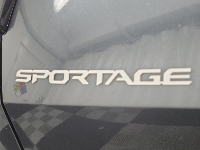 Certified 2023 Kia Sportage SX FWD image 9