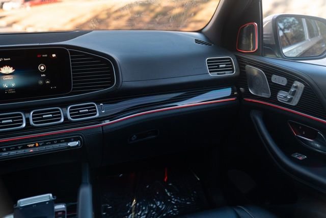 Used 2021 Mercedes-Benz Maybach GLS 600 4MATIC image 35