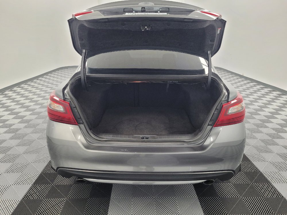 Used 2018 Nissan Altima 2.5 SR FWD image 29