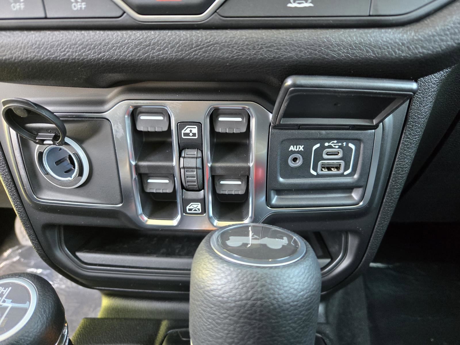 New 2026 Jeep Wrangler Unlimited Sport image 14