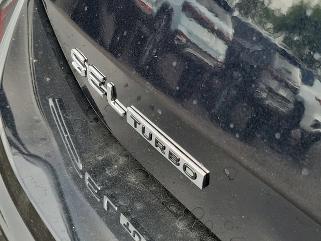 New 2026 Volkswagen Tiguan SEL R-Line AWD/4WD image 7
