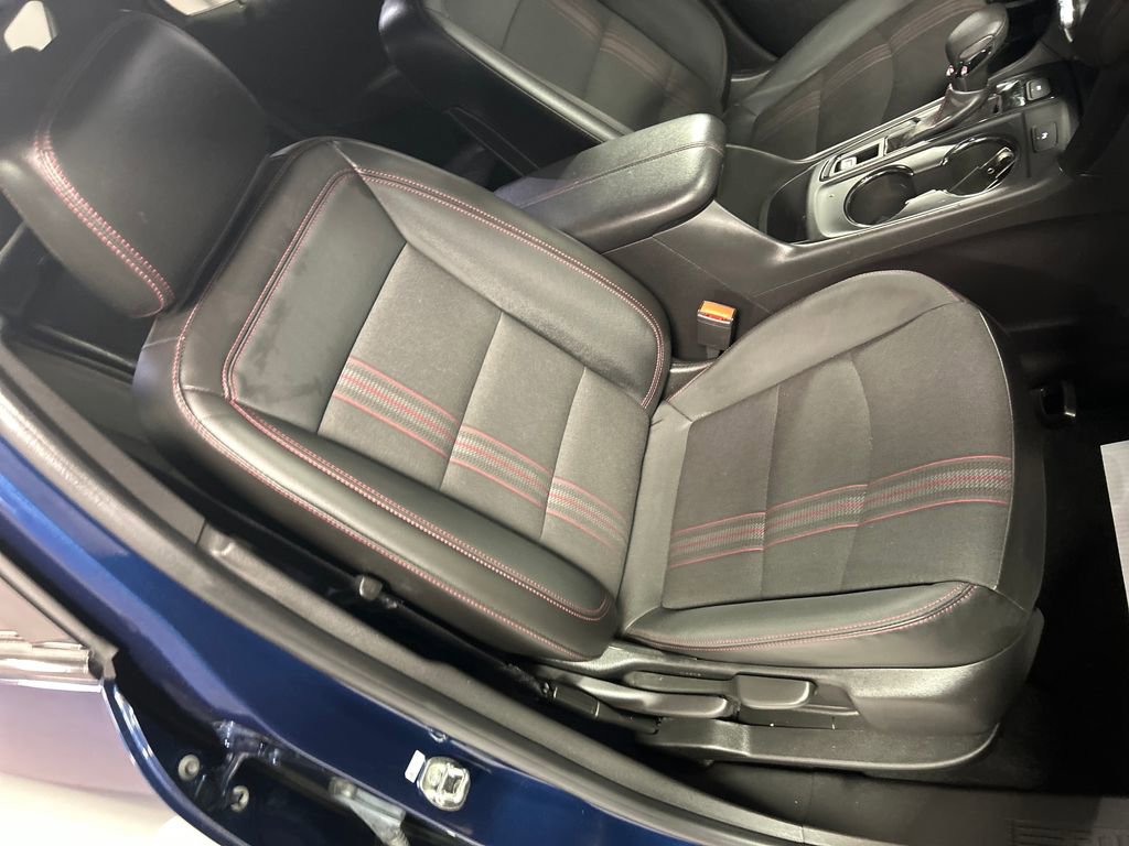 Used 2022 Chevrolet Equinox RS image 25