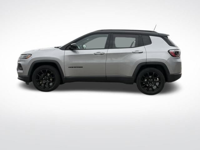 Used 2022 Jeep Compass Altitude image 17