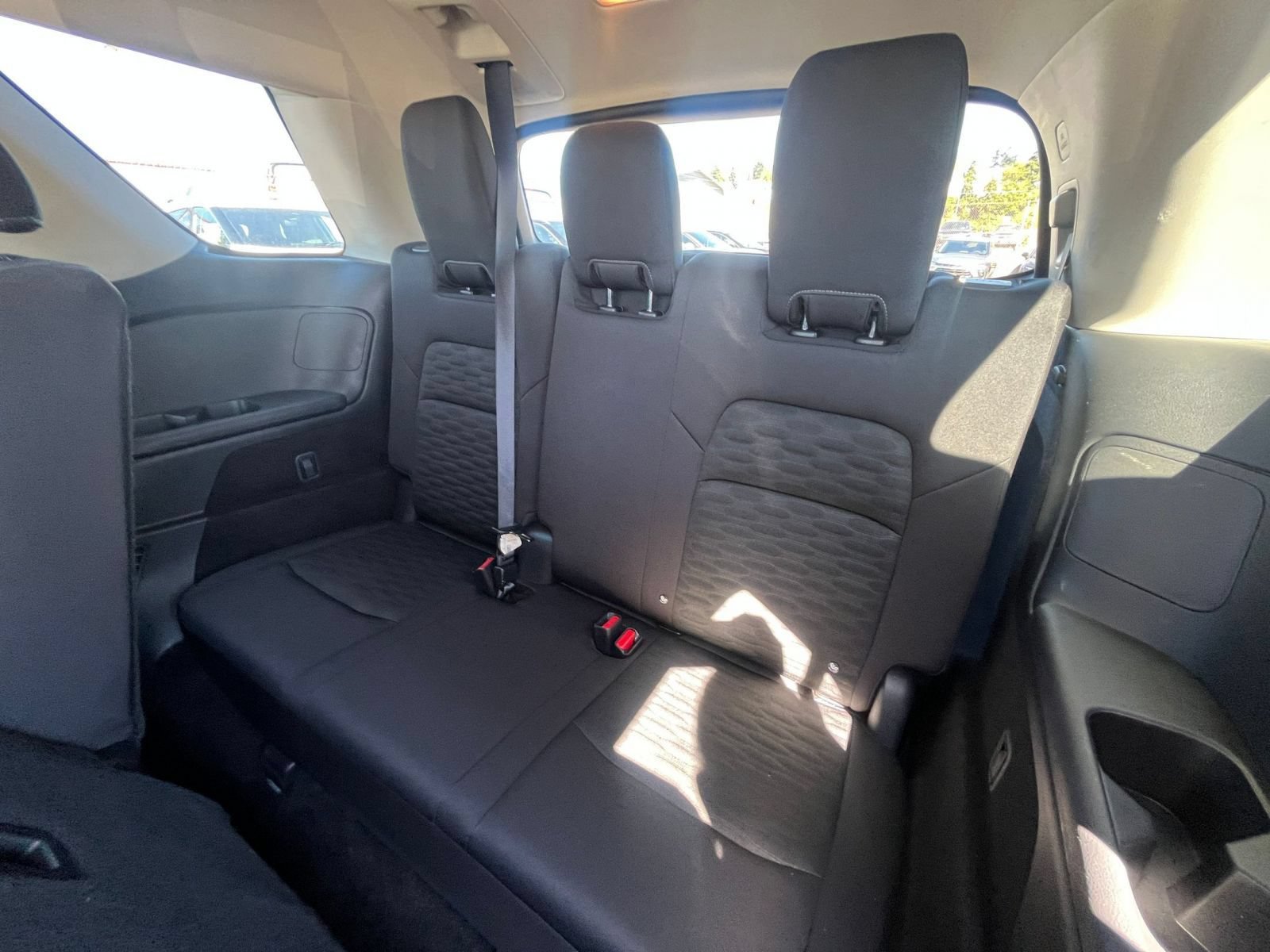 Used 2025 Nissan Pathfinder SV AWD/4WD image 26