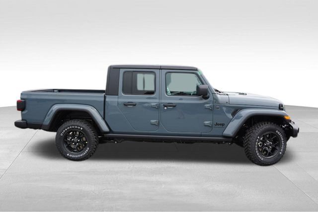 New 2025 Jeep Gladiator Willys image 2