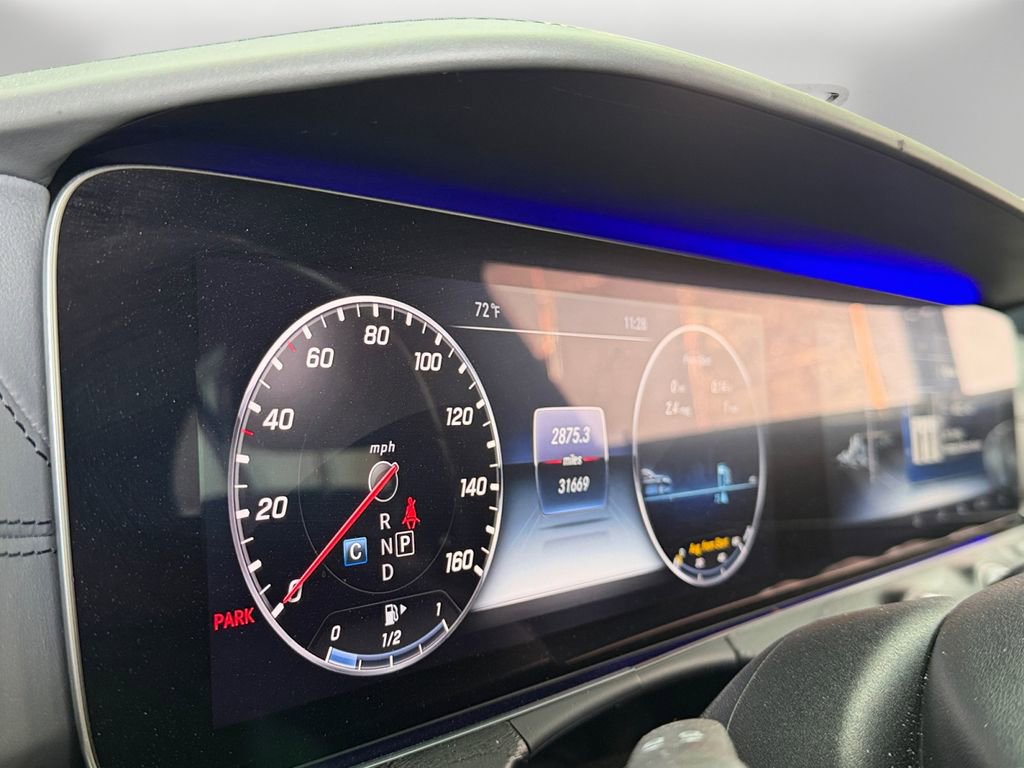 Used 2018 Mercedes-Benz E 300 image 21