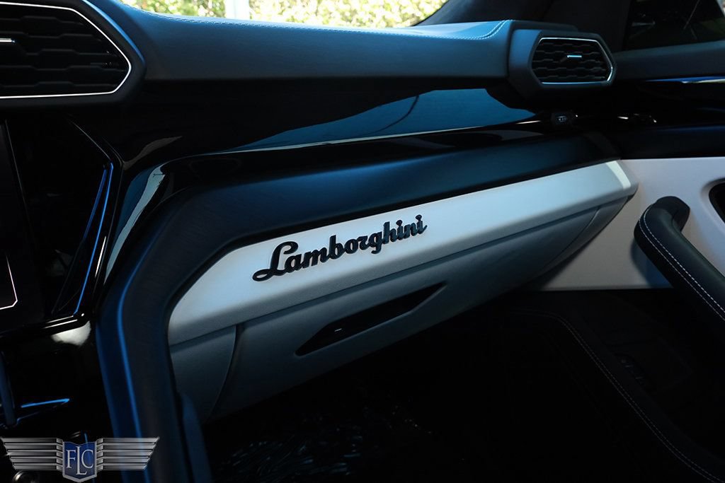Used 2023 Lamborghini Urus S AWD/4WD image 37