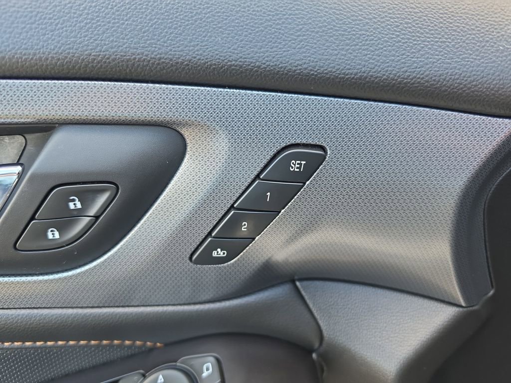 Certified 2018 Chevrolet Traverse Premier image 30