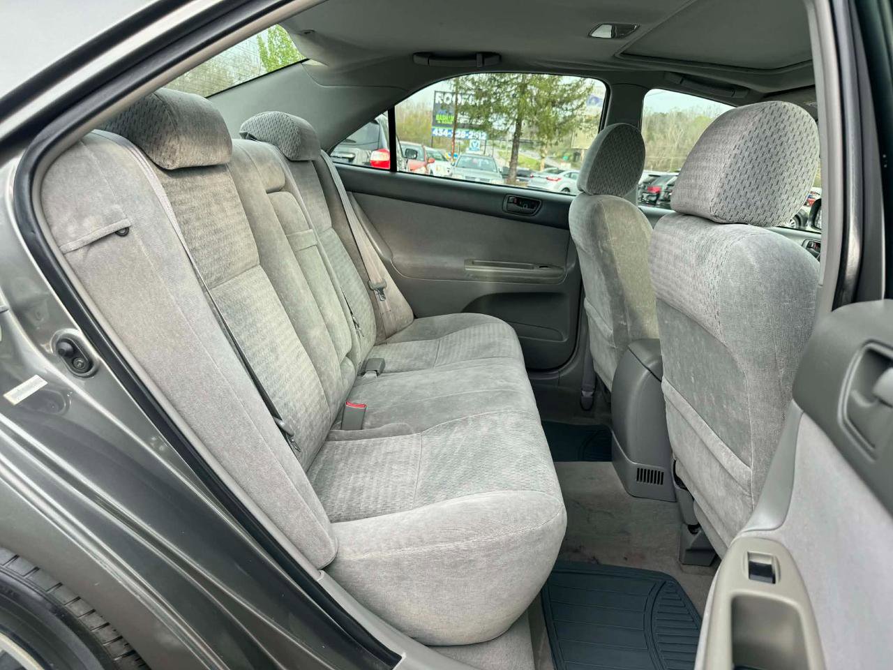 Used 2002 Toyota Camry LE FWD image 16